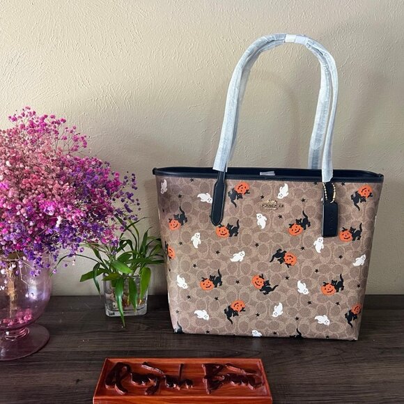 Coach City Tote In Signature Canvas With Halloween Print - Picture 1 of 9